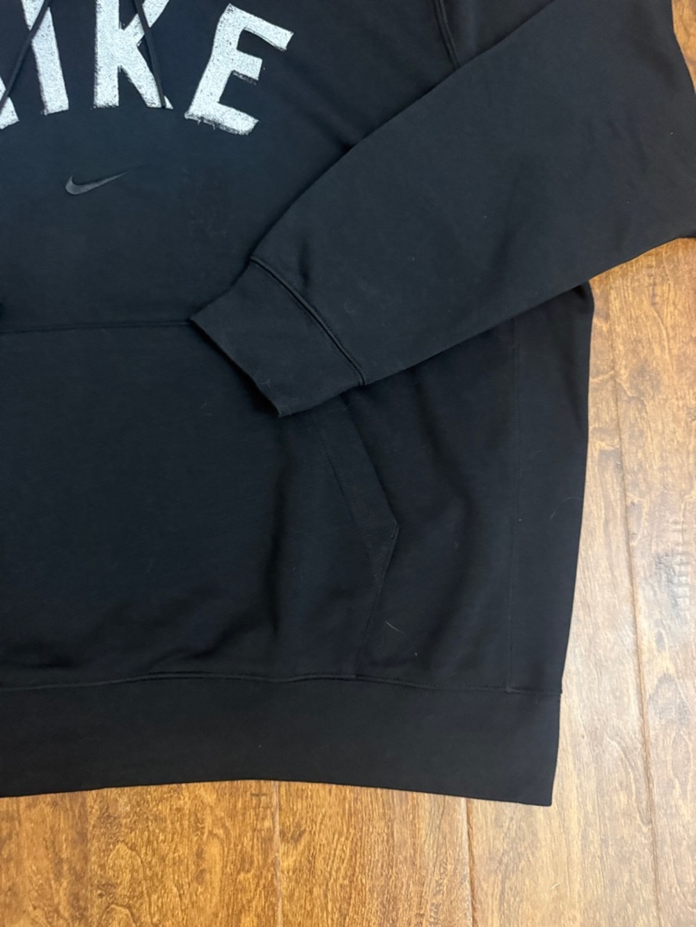 Nike Black Hoodie with White Distressed NIKE Logo Size XL - Picture 6 of 16